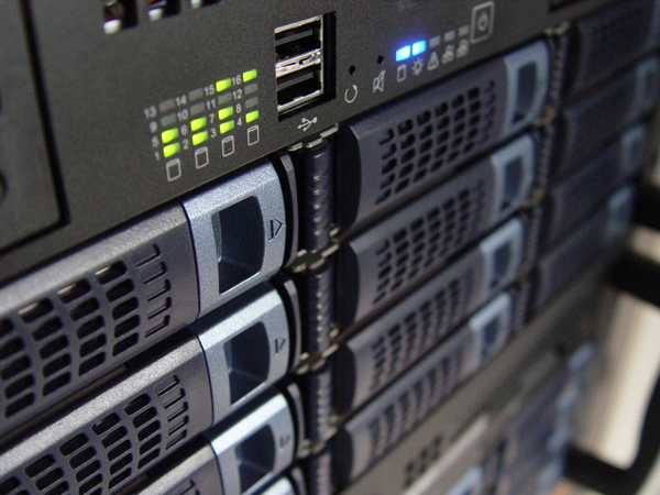 Erre Informatica - Sistemi di Backup Erre Informatica - Sistemi di Backup
